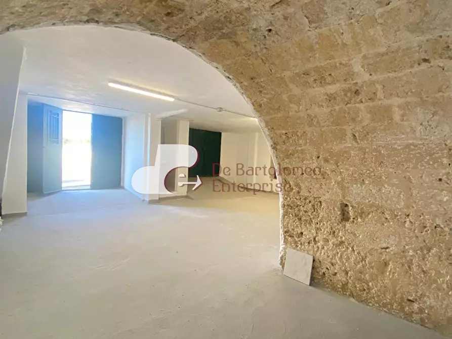 Immagine 6 di Casa indipendente in vendita  in Corso Vittorio Veneto a Adelfia