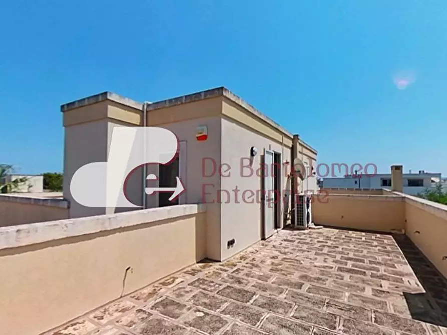 Immagine 7 di Villa in vendita  in via Rosa Curlo 6 a Fasano