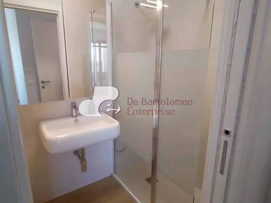Immagine 7 di Appartamento in vendita  in Via Ammiraglio Caracciolo a Bari