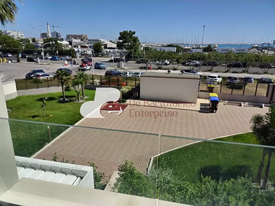 Immagine 9 di Appartamento in vendita  in Via Ammiraglio Caracciolo a Bari