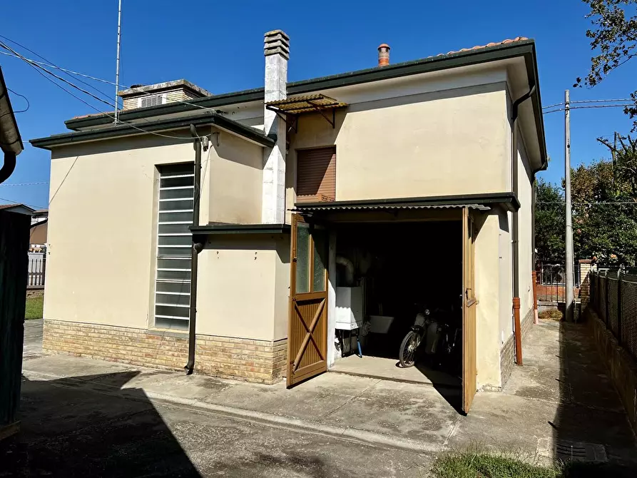 Immagine 1 di Casa indipendente in vendita  in via andrea costa 17 a Alfonsine