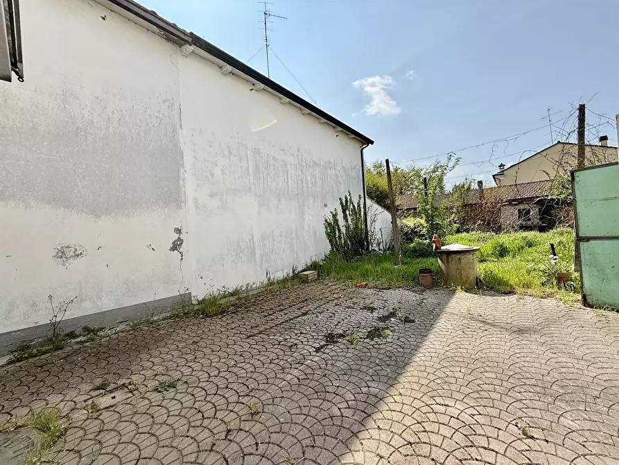 Immagine 6 di Villetta a schiera in vendita  in Via Borse 11 a Alfonsine