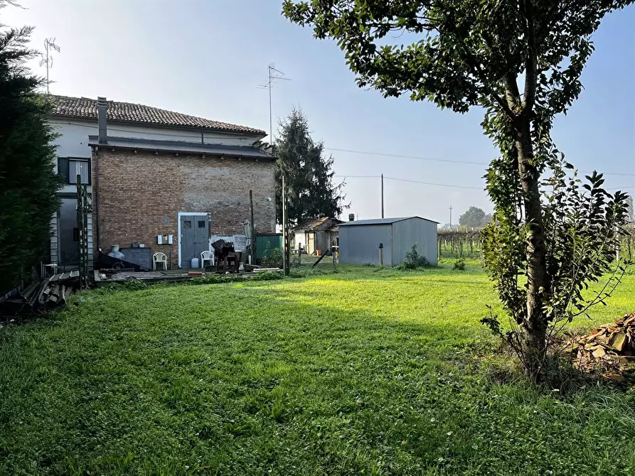 Immagine 2 di Casa bifamiliare in vendita  in via carraia dal buono 16 a Lugo