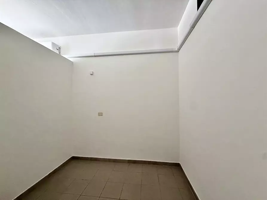 Immagine 6 di Negozio in vendita  in corso matteotti a Alfonsine