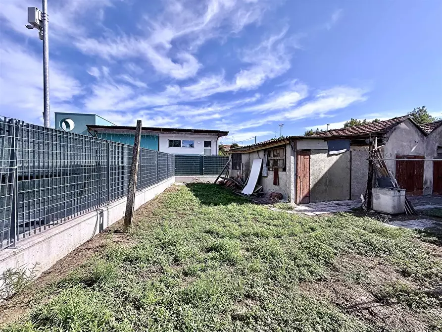 Immagine 5 di Casa bifamiliare in vendita  in vai bassa 71 a Alfonsine