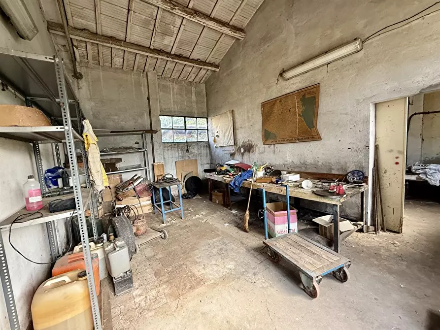 Immagine 7 di Laboratorio in vendita  in Via Marchetti 13 a Ravenna