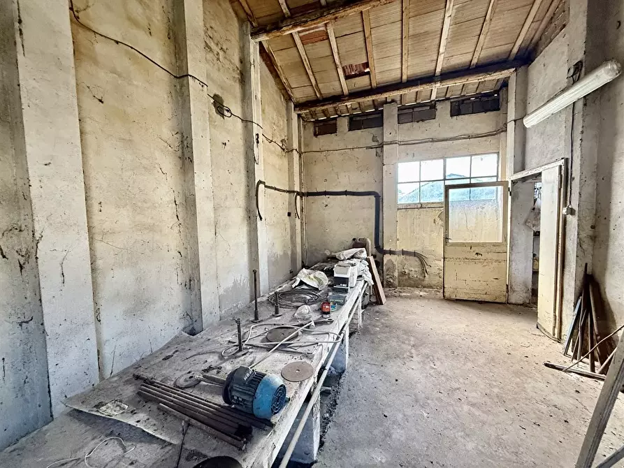 Immagine 4 di Laboratorio in vendita  in Via Marchetti 13 a Ravenna