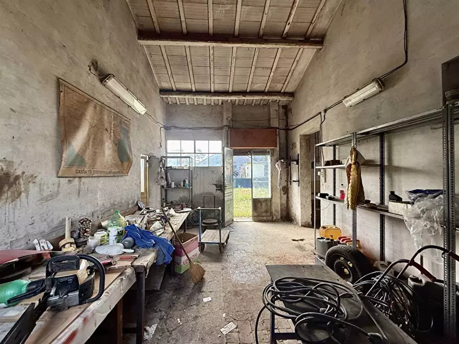 Immagine 3 di Laboratorio in vendita  in Via Marchetti 13 a Ravenna