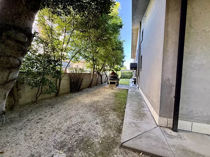 Immagine 1 di Casa indipendente in vendita  in via borse 104 a Alfonsine