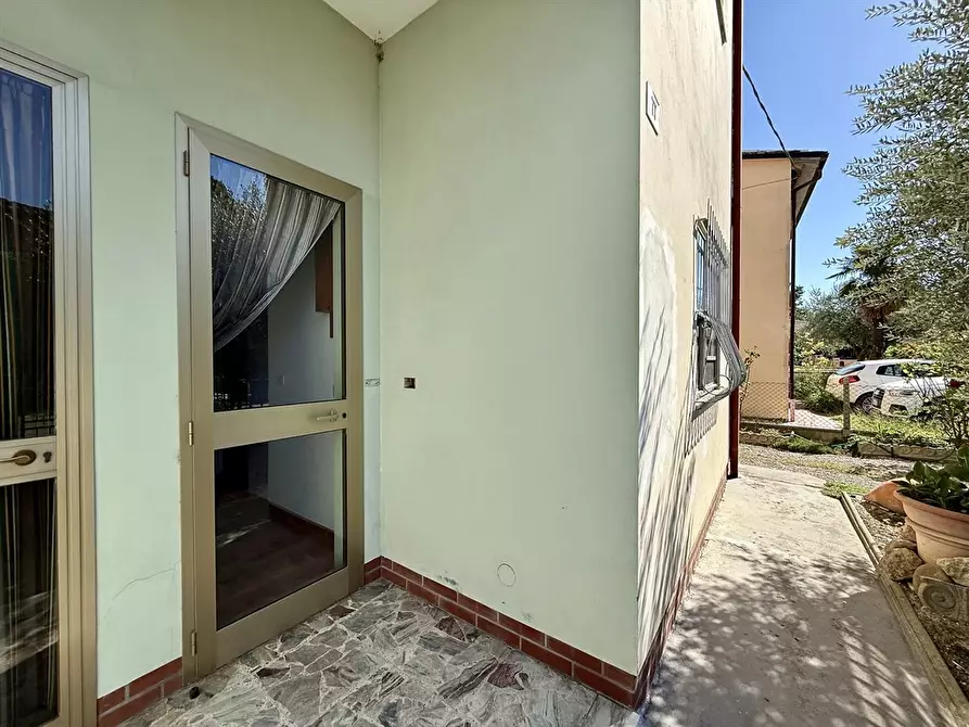 Immagine 1 di Casa bifamiliare in vendita  in via pastorella 77 a Lugo