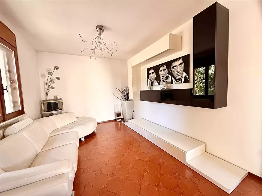 Immagine 1 di Casa trifamiliare in vendita  in via eumeo costa 7 a Alfonsine