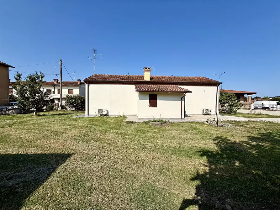 Immagine 1 di Casa indipendente in vendita  in via 8 marzo 10 a Argenta