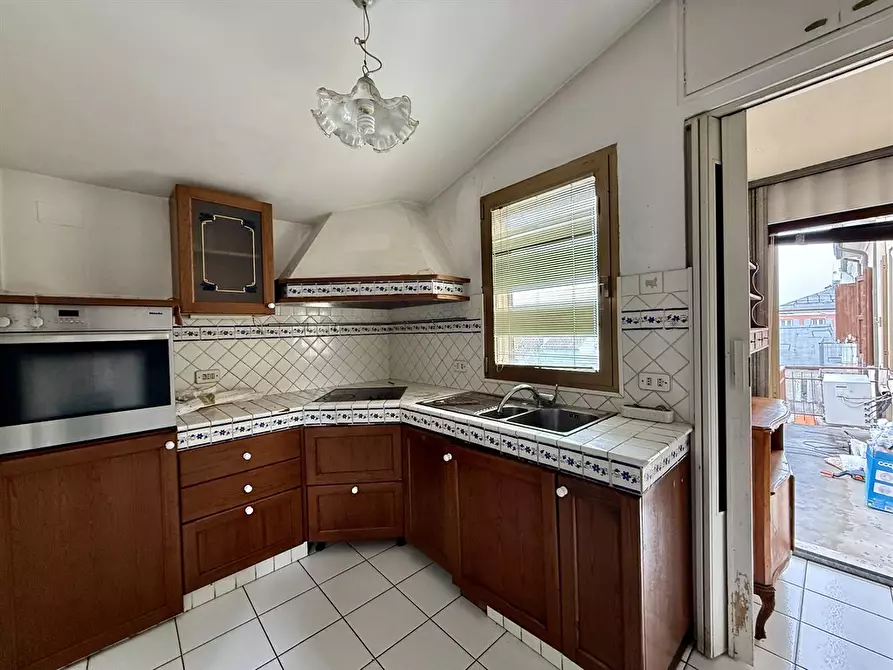 Immagine 5 di Appartamento in vendita  in via reale 191 a Ravenna