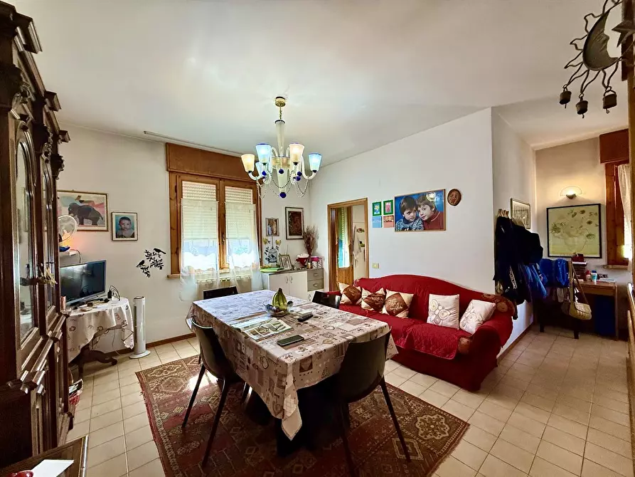 Immagine 9 di Casa bifamiliare in vendita  a Alfonsine