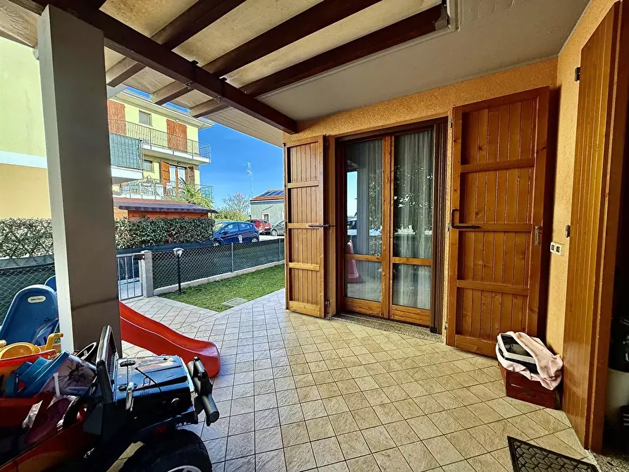 Immagine 1 di Casa semindipendente in vendita  in Via Santerno Ammonite 161 a Ravenna