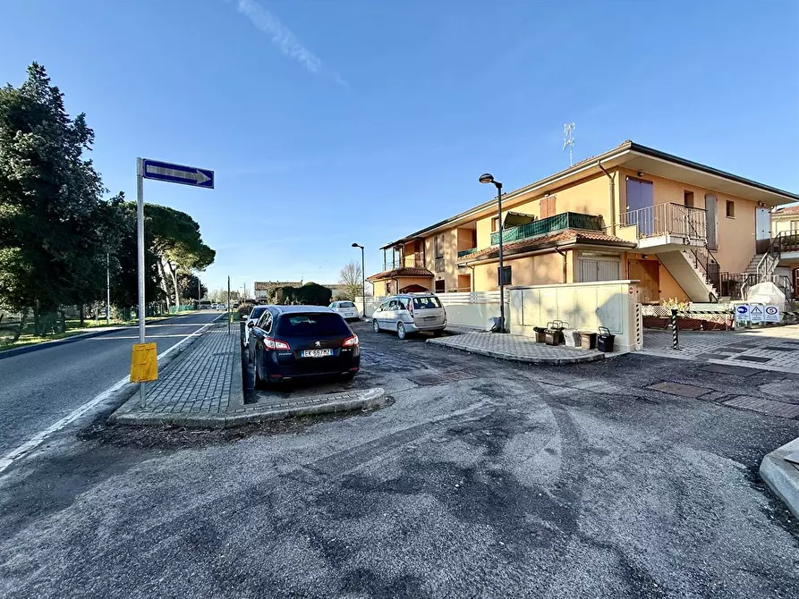 Immagine 2 di Casa semindipendente in vendita  in Via Santerno Ammonite 161 a Ravenna