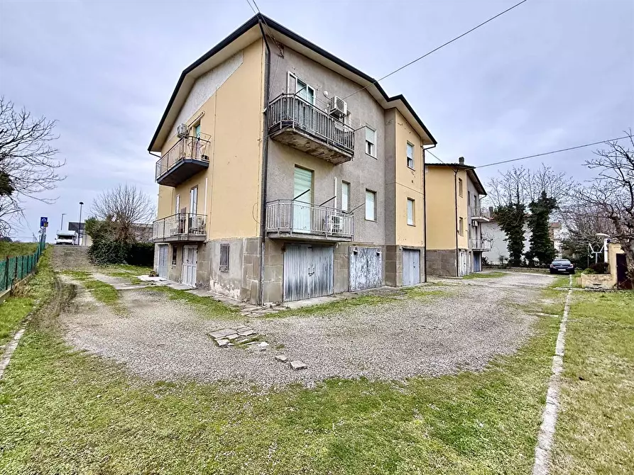 Immagine 5 di Appartamento in vendita  in via spallazzi 53 a Ravenna