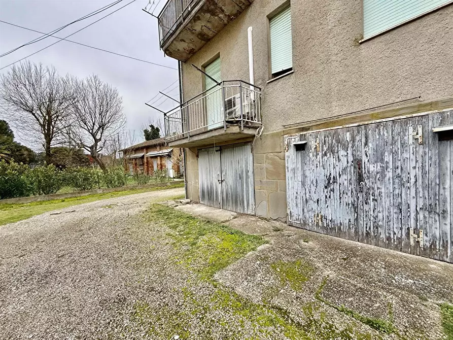 Immagine 1 di Appartamento in vendita  in via spallazzi 53 a Ravenna