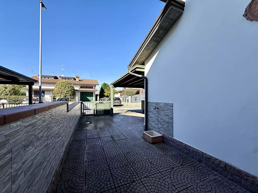 Immagine 3 di Villetta a schiera in vendita  in via morelli 11c a Alfonsine