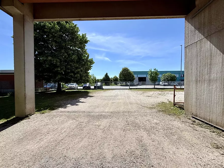 Immagine 4 di Capannone industriale in vendita  in Via Bonvicini 3 a Ravenna