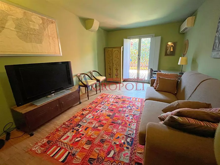 Immagine 2 di Villa in vendita  in Via dello Sboccatore a Trevignano Romano