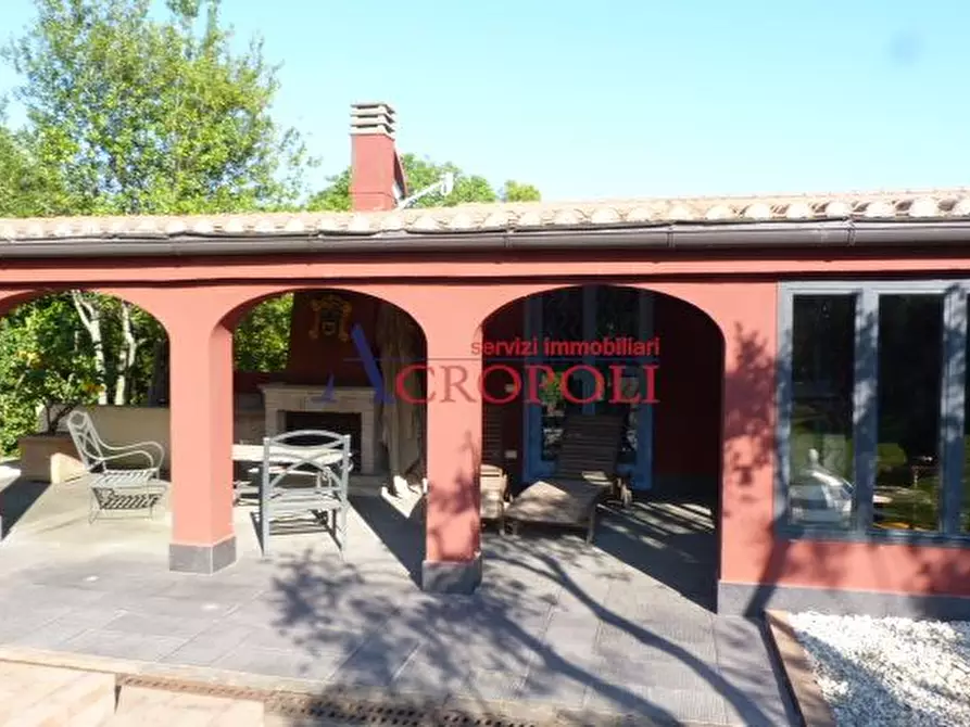 Immagine 8 di Villa in vendita  a Trevignano Romano
