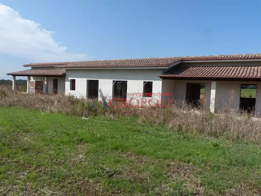 Immagine 9 di Villa in vendita  a Anguillara Sabazia