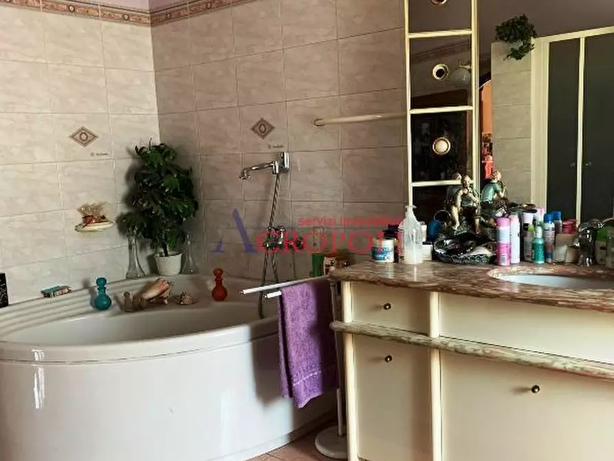 Immagine 1 di Villa in vendita  a Roma