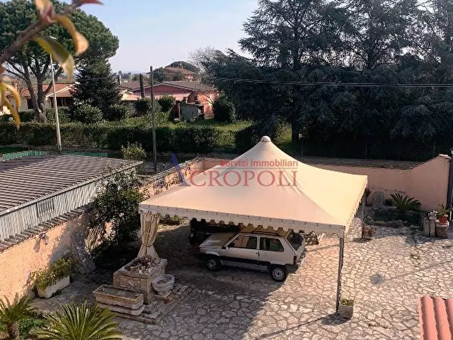 Immagine 9 di Villa in vendita  a Roma