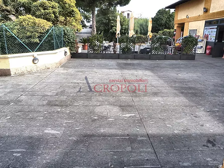 Immagine 3 di Bar / Ristorante in vendita  in via Comunale di San Francesco a Anguillara Sabazia