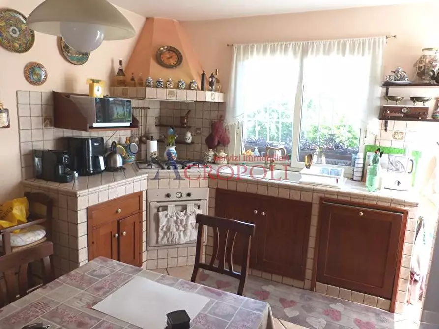 Immagine 6 di Villa in vendita  in via Cristoforo Colombo a Anguillara Sabazia