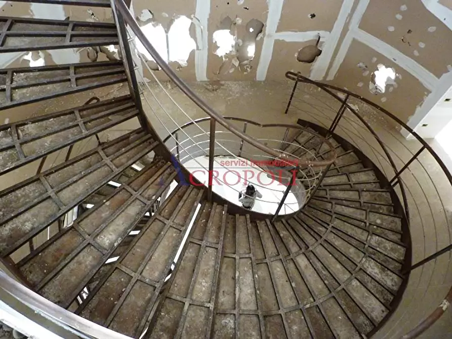 Immagine 4 di Capannone industriale in vendita  a Anguillara Sabazia