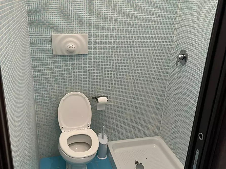 Immagine 2 di Ufficio in vendita  a Bracciano