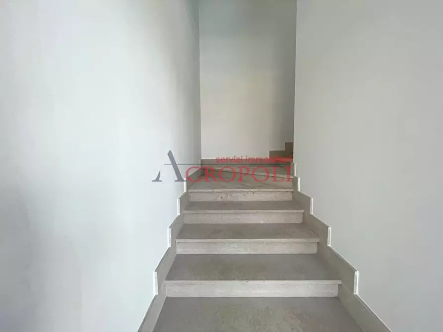 Immagine 1 di Ufficio in affitto  a Anguillara Sabazia