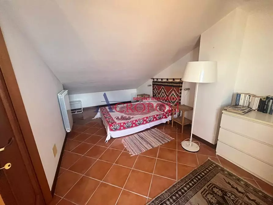 Immagine 8 di Casa bifamiliare in vendita  a Trevignano Romano