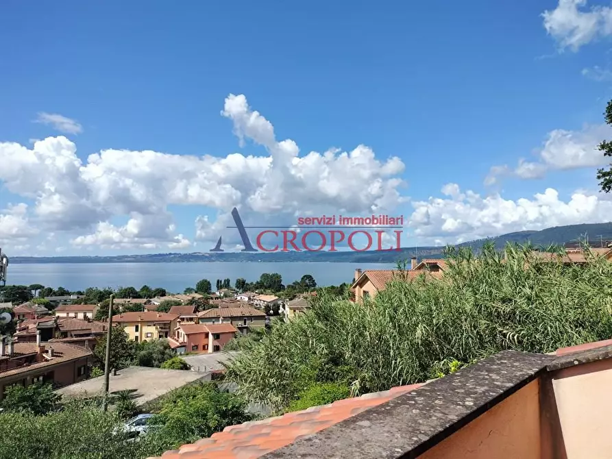 Immagine 1 di Casa bifamiliare in vendita  a Trevignano Romano