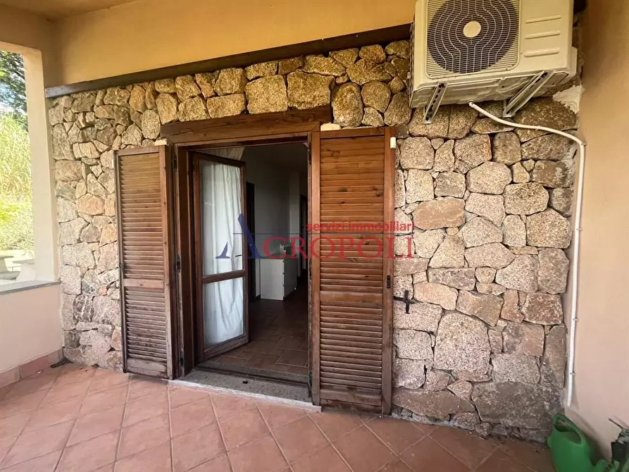 Immagine 5 di Casa bifamiliare in vendita  a Trevignano Romano