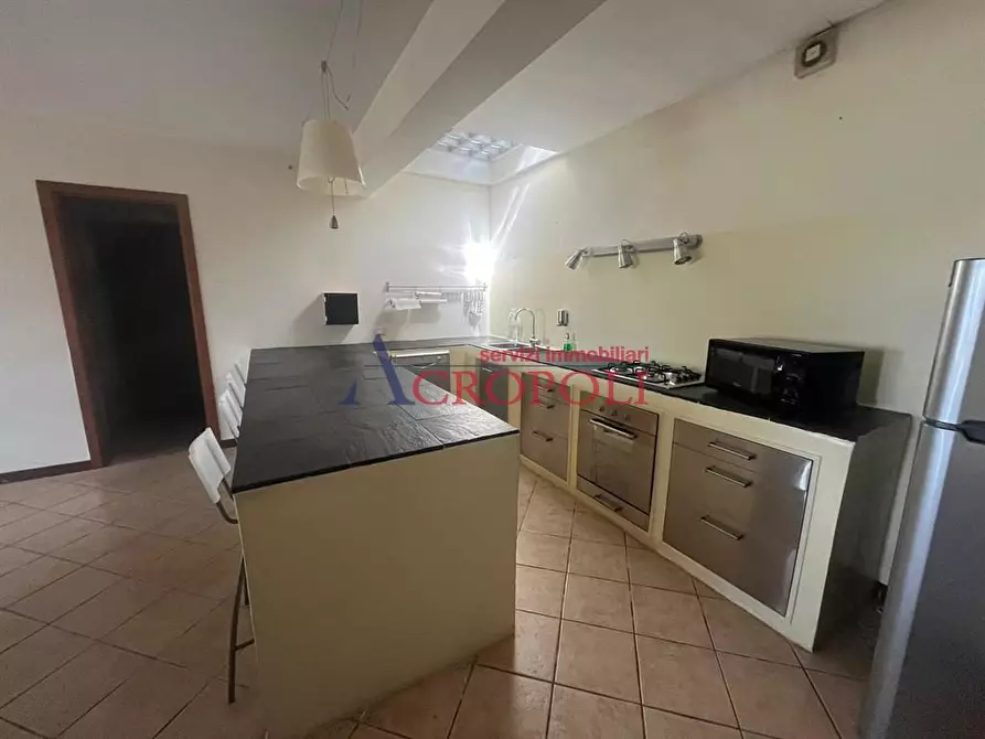 Immagine 3 di Casa bifamiliare in vendita  a Trevignano Romano