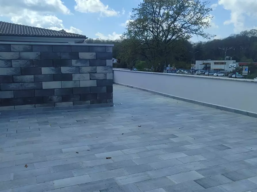 Immagine 8 di Appartamento in vendita  a Manziana