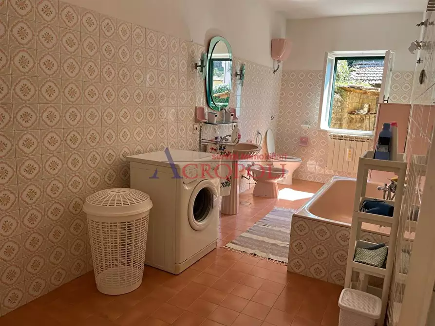 Immagine 6 di Villa in vendita  a Trevignano Romano