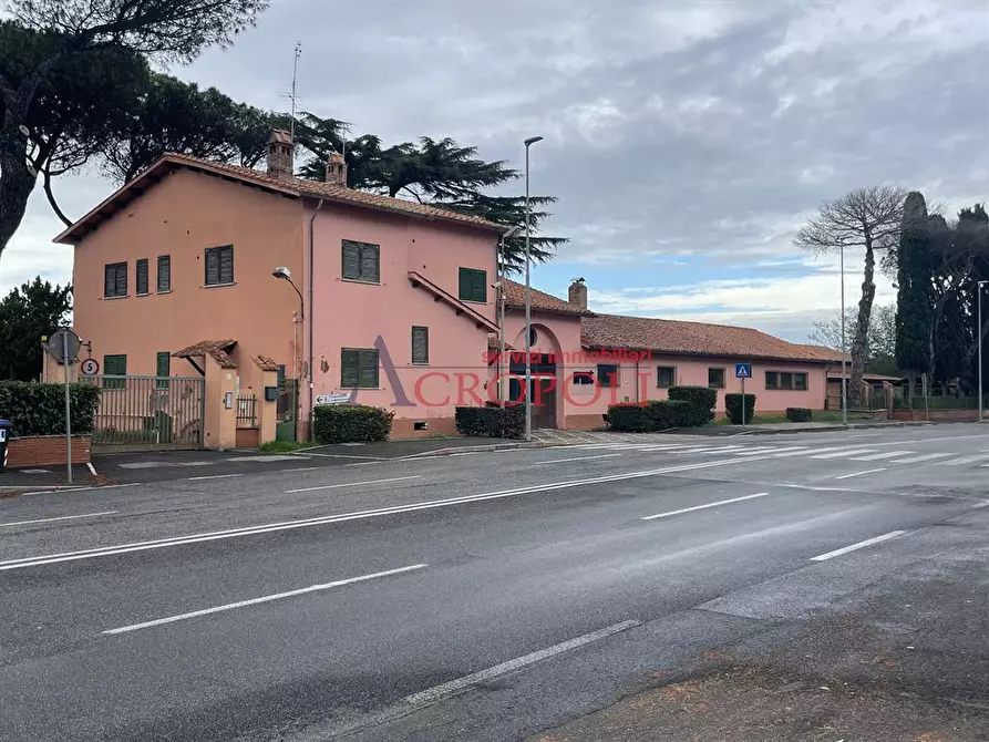 Immagine 6 di Capannone industriale in vendita  in via di Castel Romano a Roma