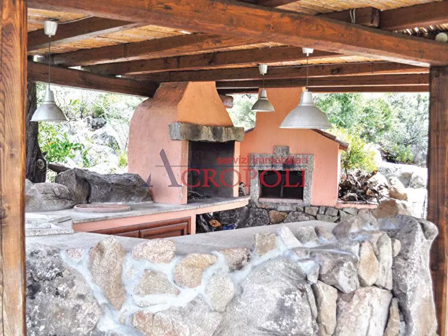 Immagine 2 di Villa in affitto  a Olbia