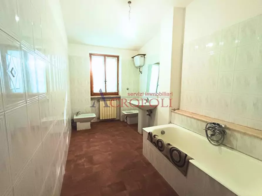 Immagine 8 di Villa in vendita  in via Ponte Fedele a Anguillara Sabazia