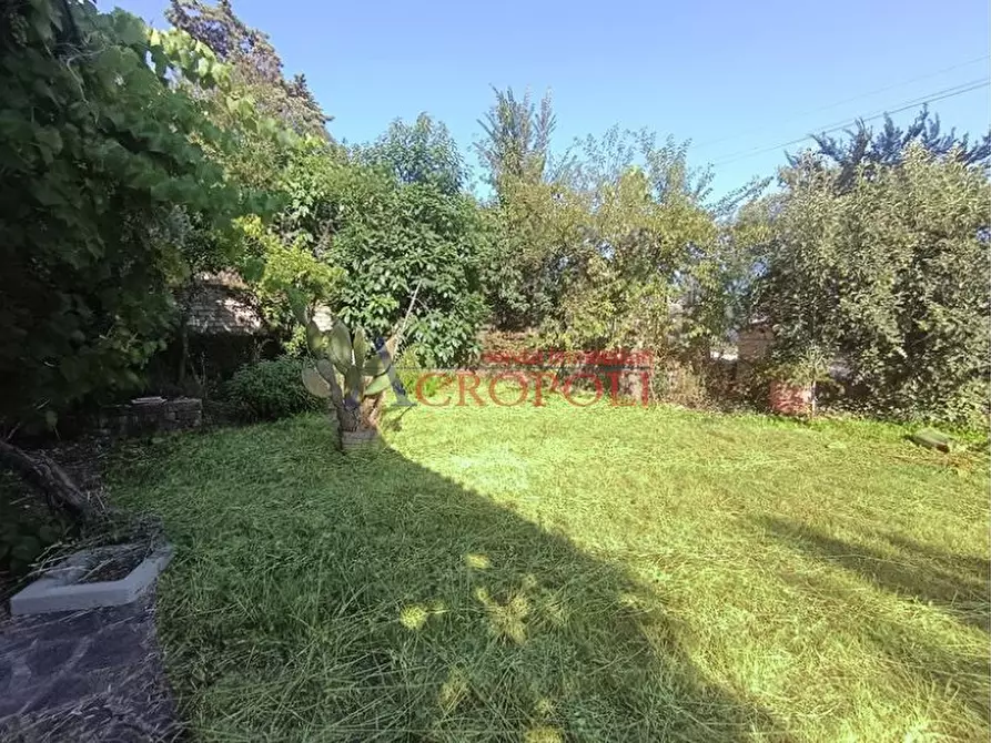 Immagine 1 di Villa in vendita  in via Ponte Fedele a Anguillara Sabazia