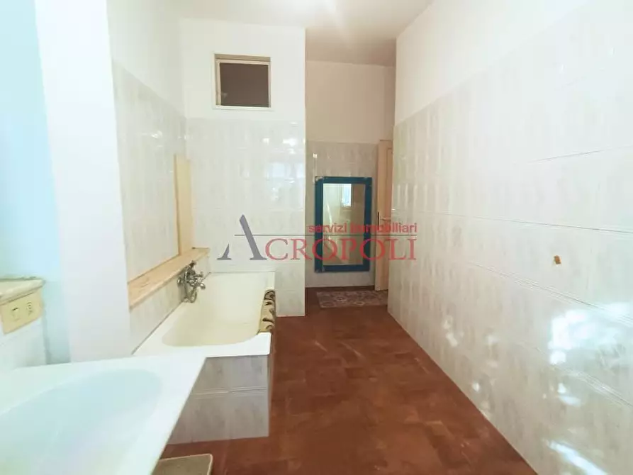 Immagine 9 di Villa in vendita  in via Ponte Fedele a Anguillara Sabazia