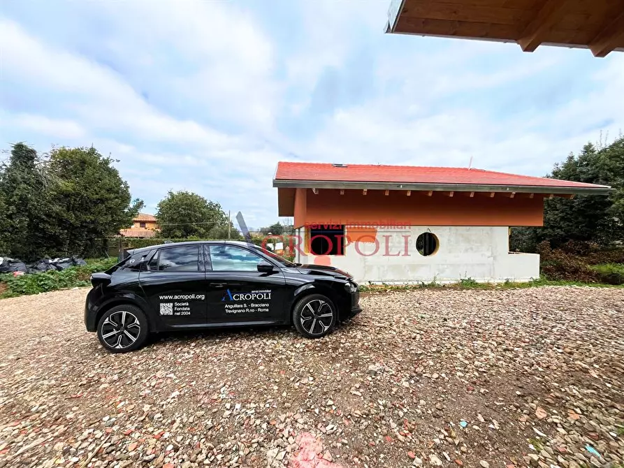 Immagine 1 di Villa in vendita  in Via Quarto del Lago a Bracciano