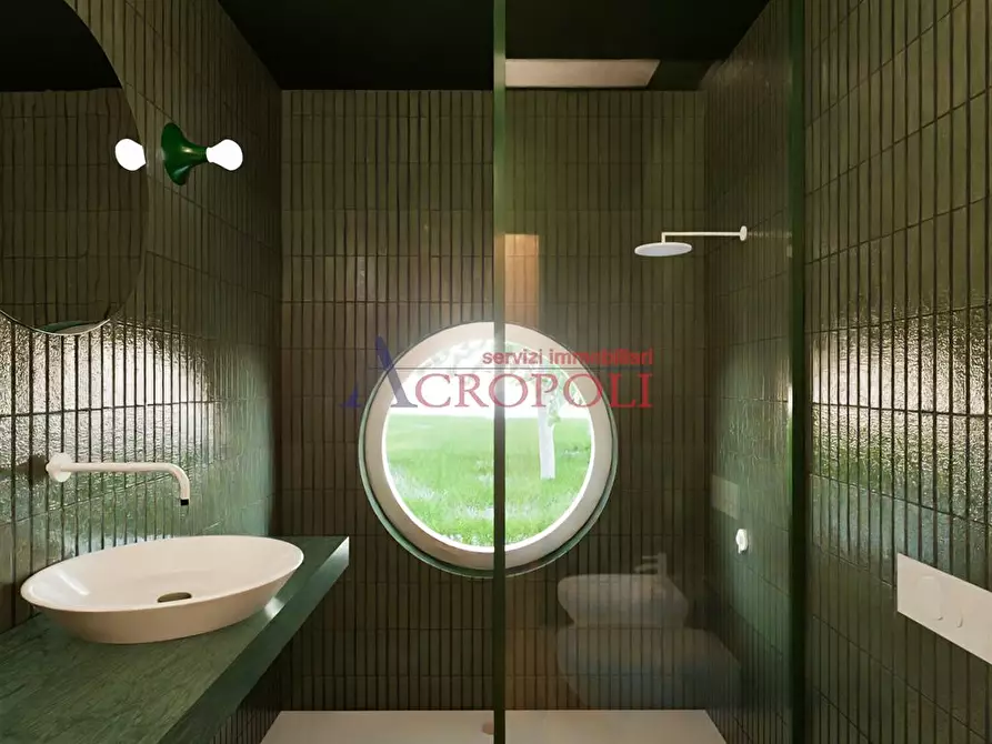 Immagine 2 di Villa in vendita  a Bracciano