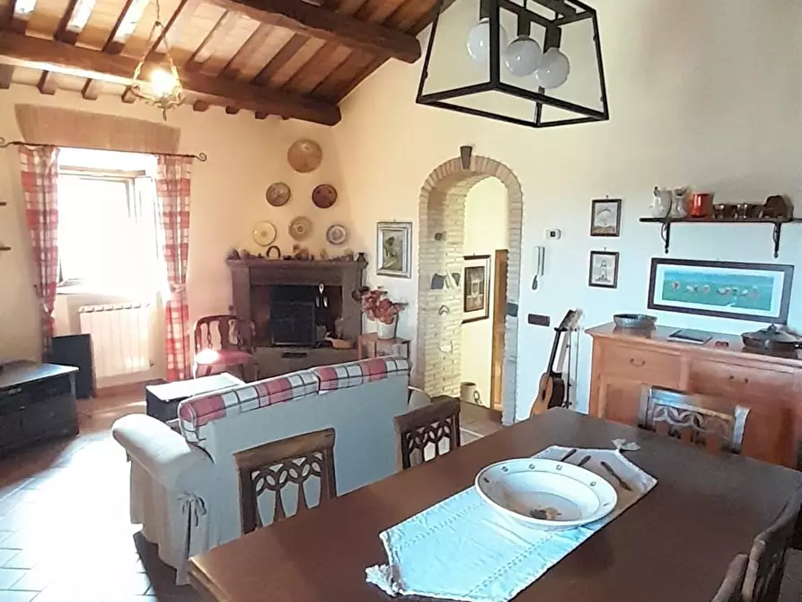 Immagine 1 di Appartamento in vendita  a Bracciano