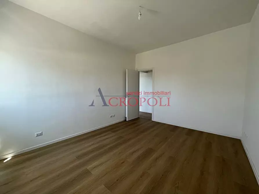 Immagine 8 di Appartamento in vendita  in via Borgomanero a Roma