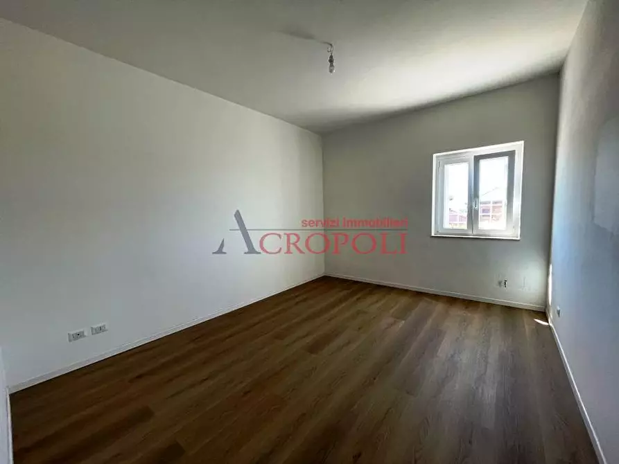 Immagine 7 di Appartamento in vendita  in via Borgomanero a Roma